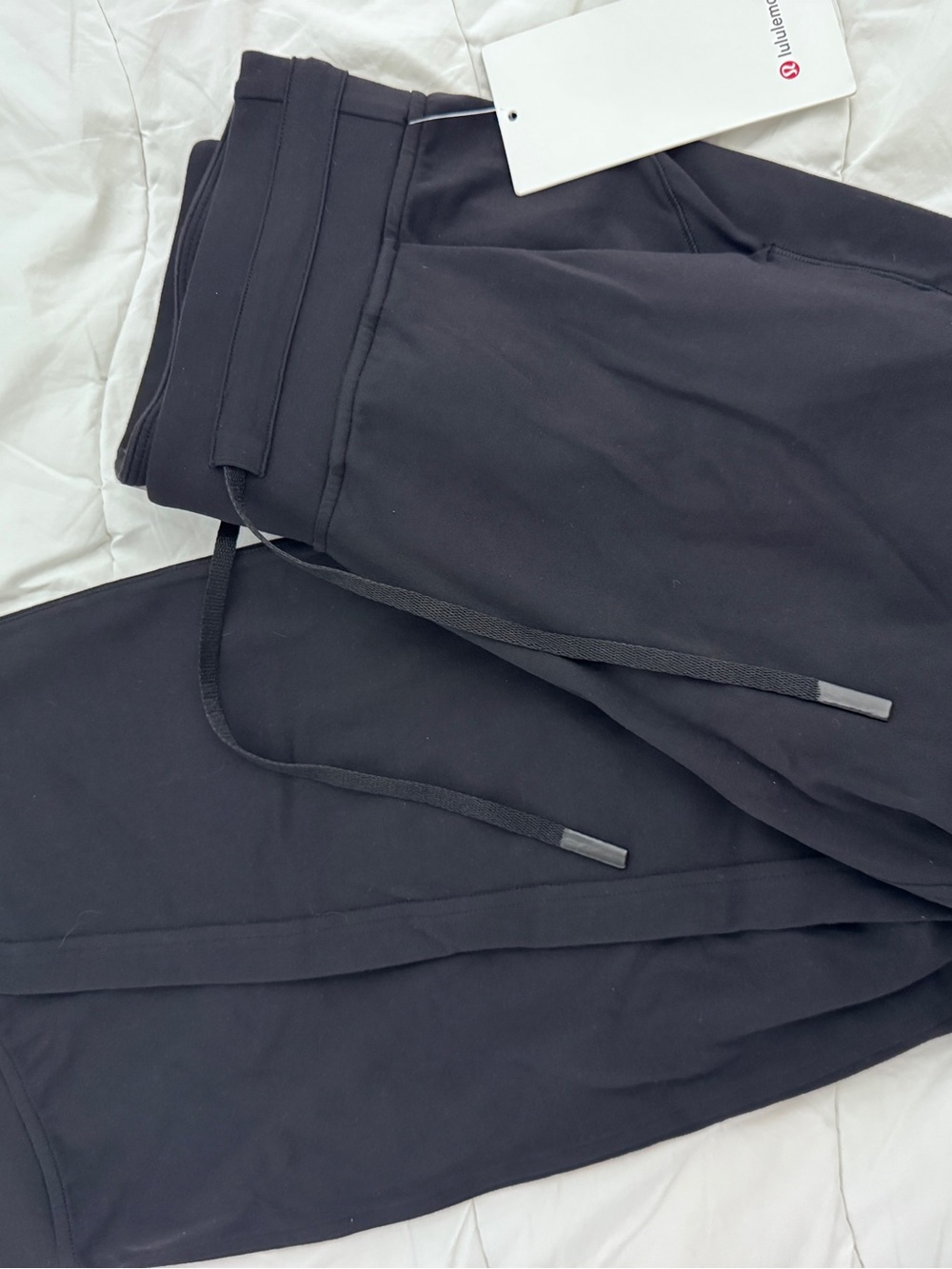 NWT Lululemon Ready To Rulu jogger Pant *29"
Black Sz 6 - Picture 2 of 9